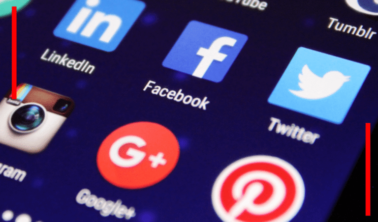 Top 10 Advantages & Disadvantages of Social Media